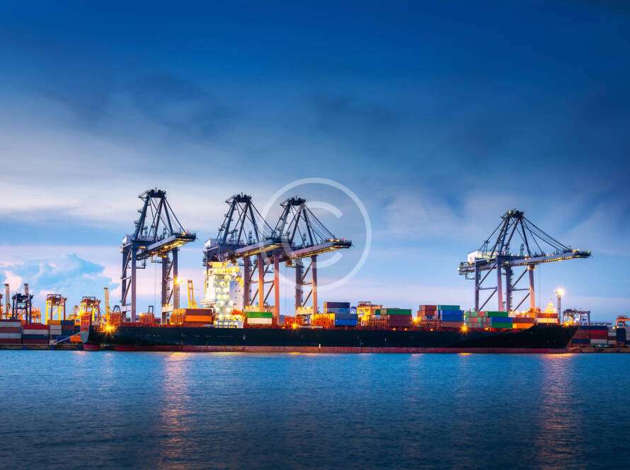 Image 4 copyright 890x664